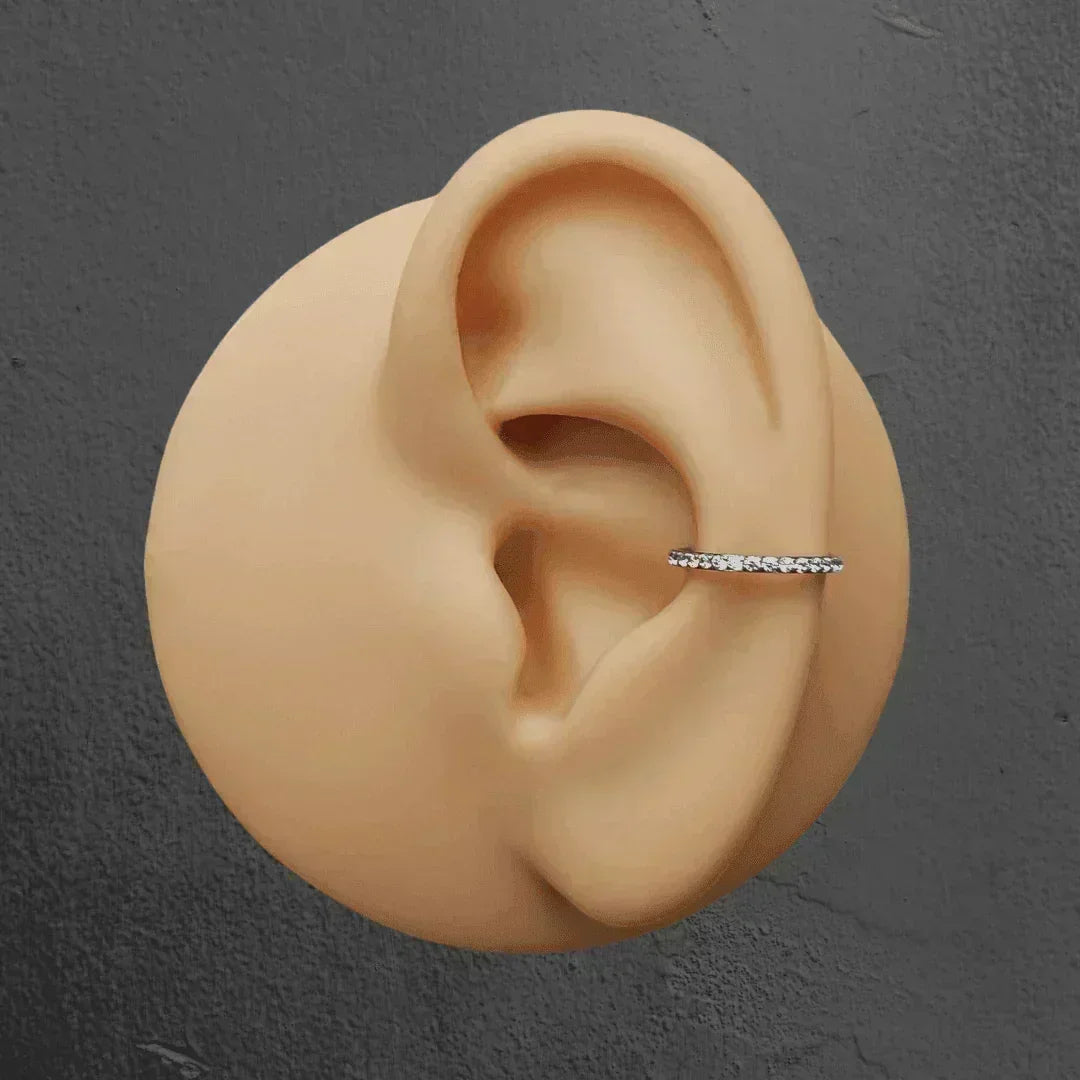 Clicker ring with diamonds