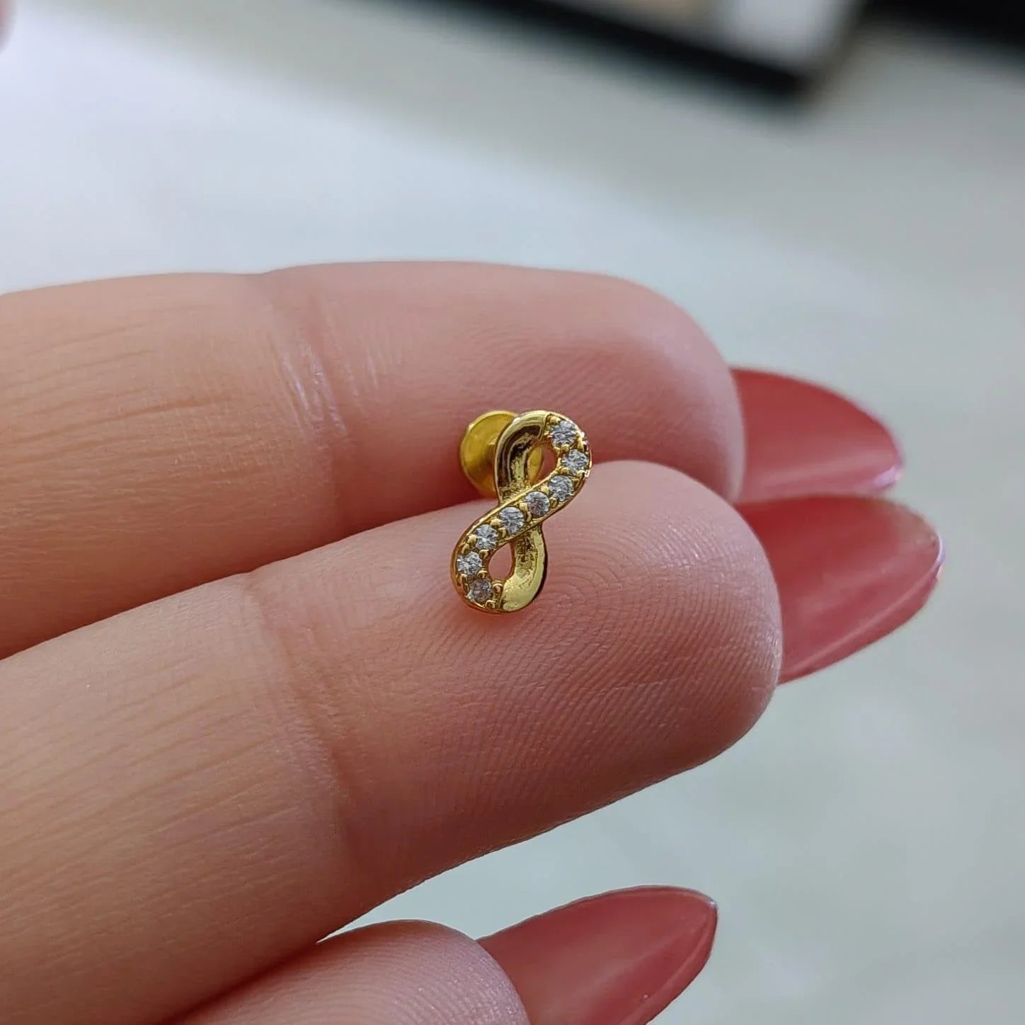 Piercing labret infinito - GIOYAL PIERCING STORE