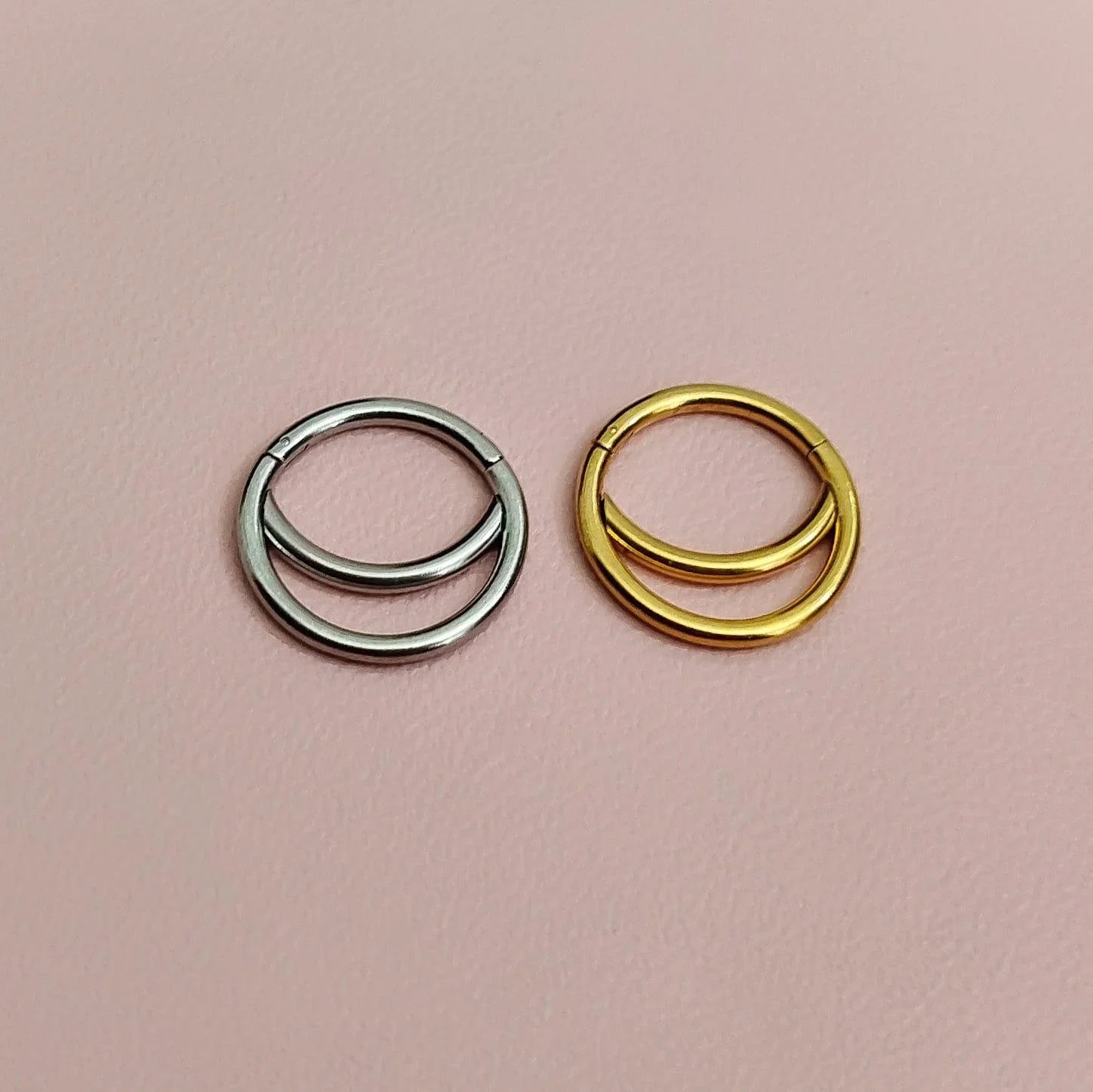 Cerchio a clicker doppia barretta - GIOYAL PIERCING STORE