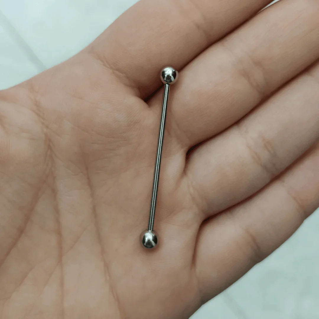 Piercing Industrial basic con sfere - GIOYAL PIERCING STORE