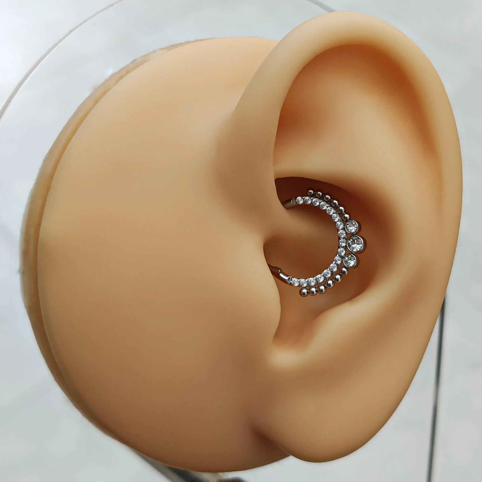 Anello a clicker con brillanti modello serenity - GIOYAL PIERCING STORE