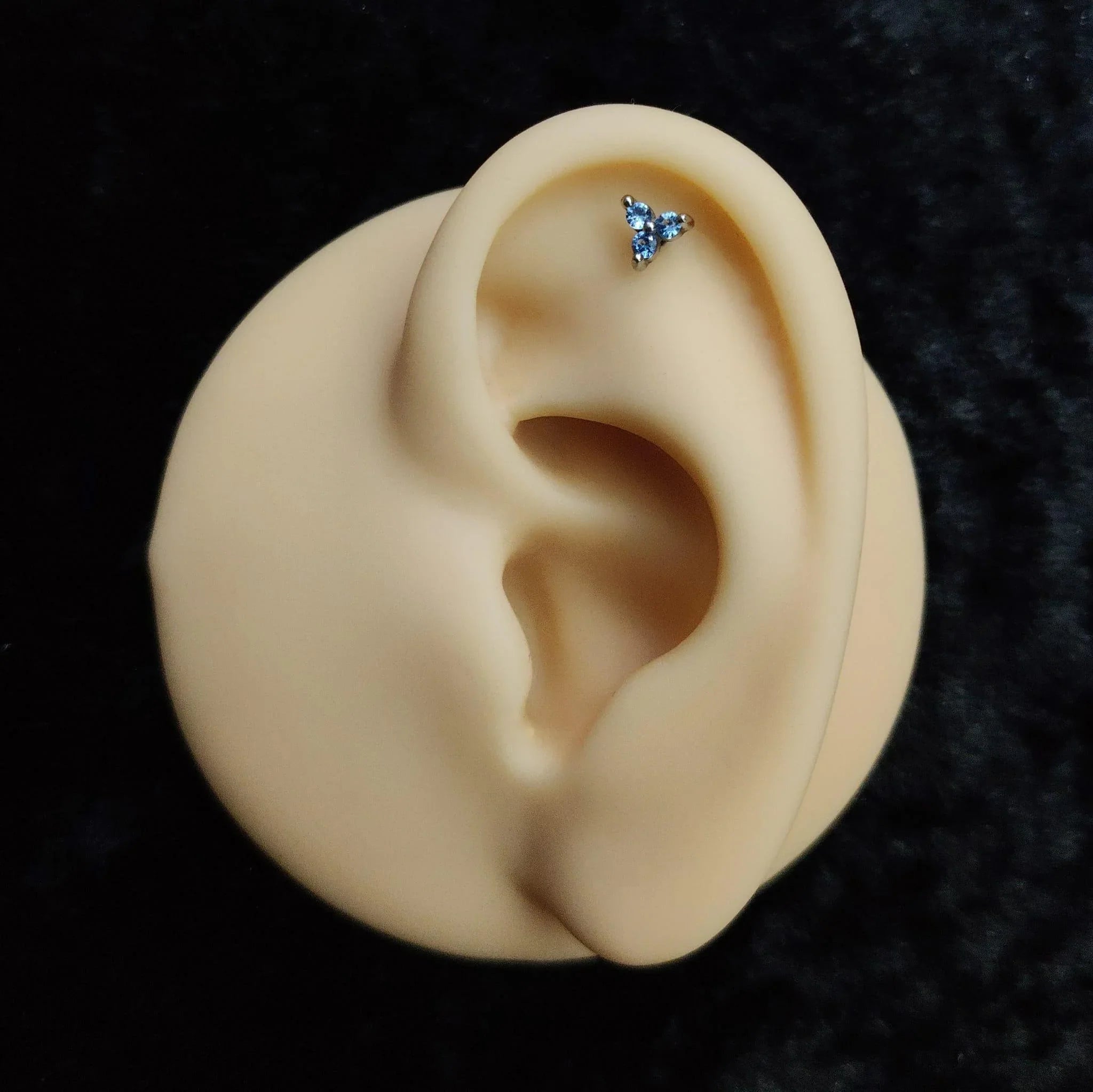 Piercing helix tris di brillanti - GIOYAL PIERCING STORE