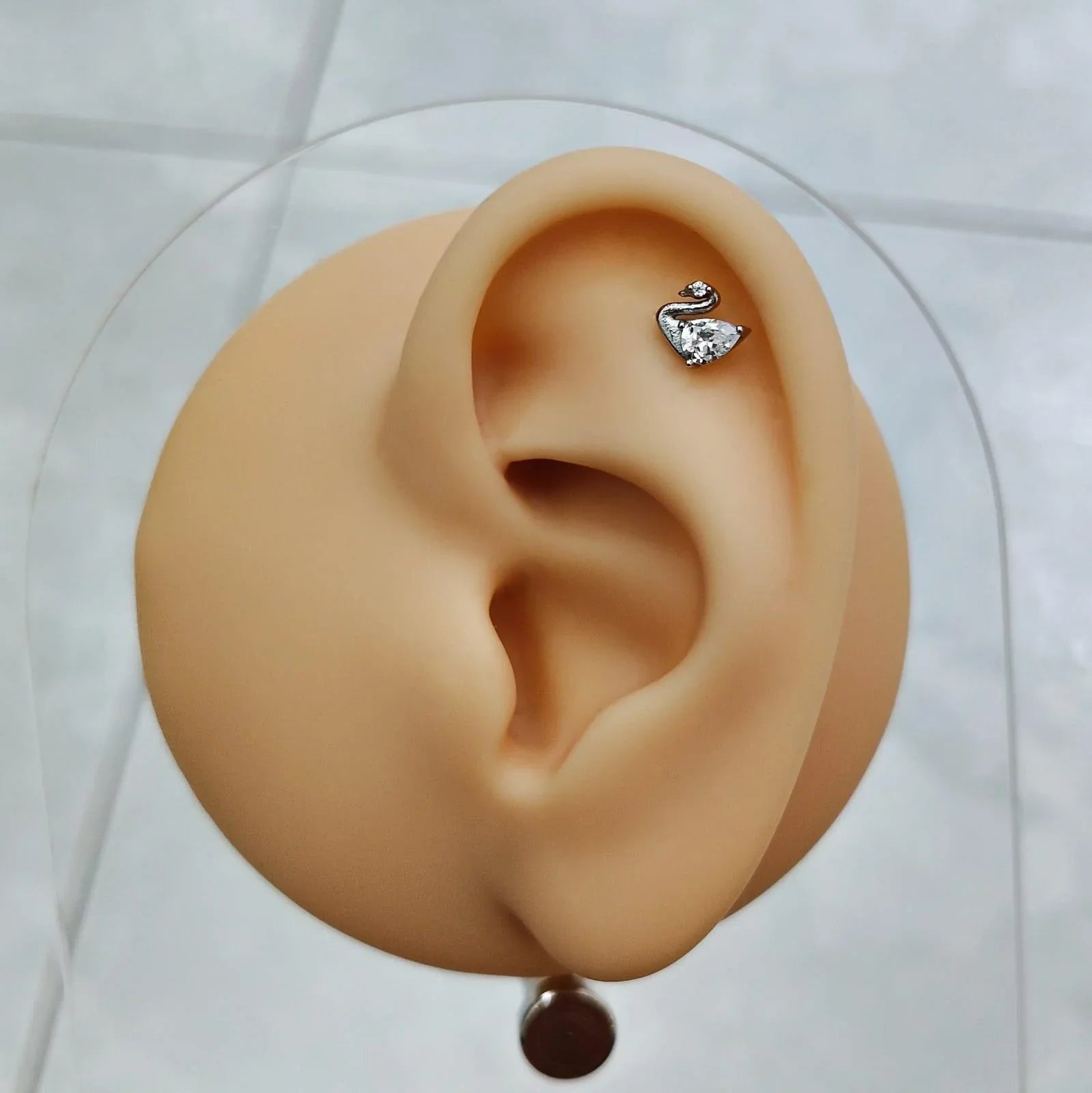 Piercing labret con design a cigno - GIOYAL PIERCING STORE
