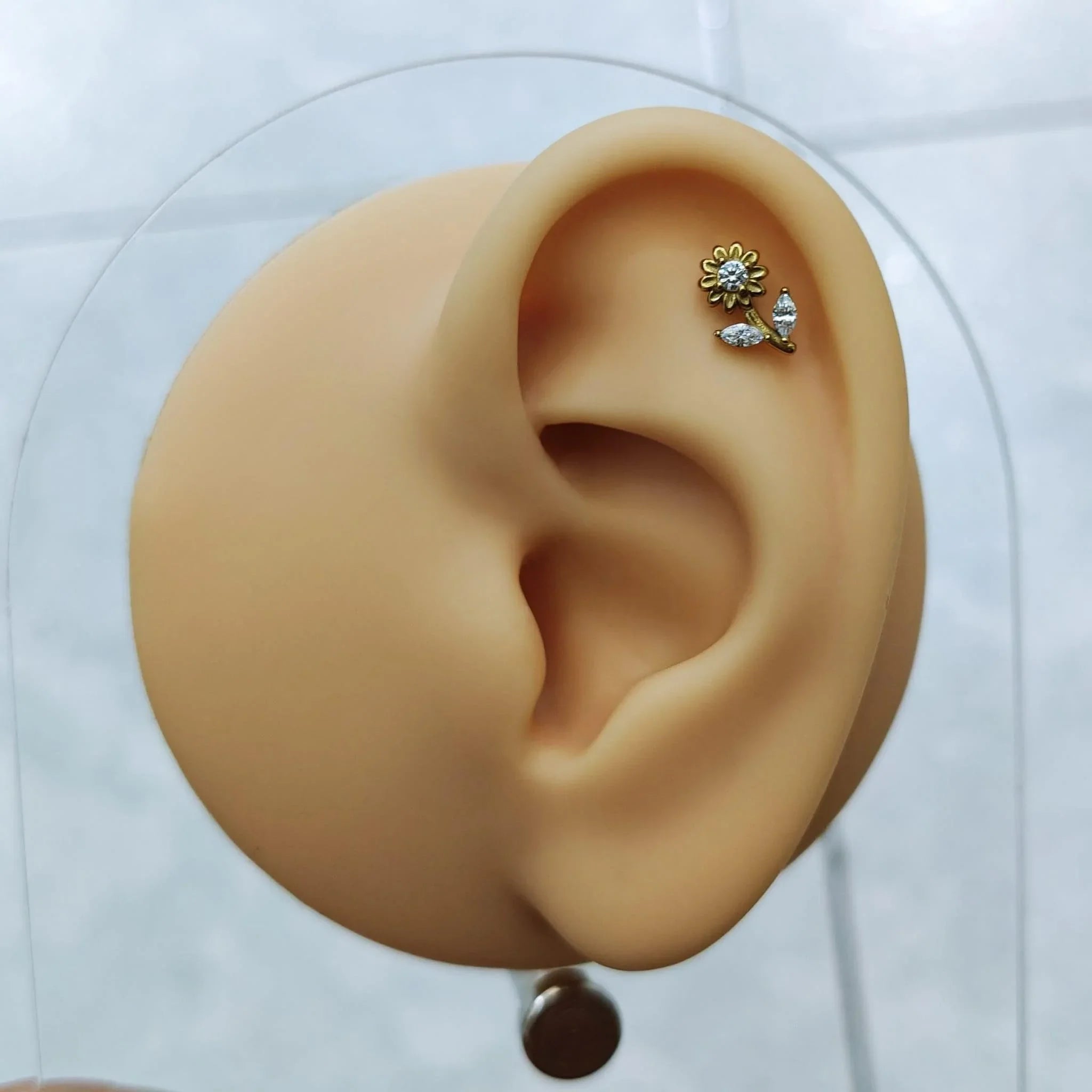 Piercing labret con design a fiore - GIOYAL PIERCING STORE
