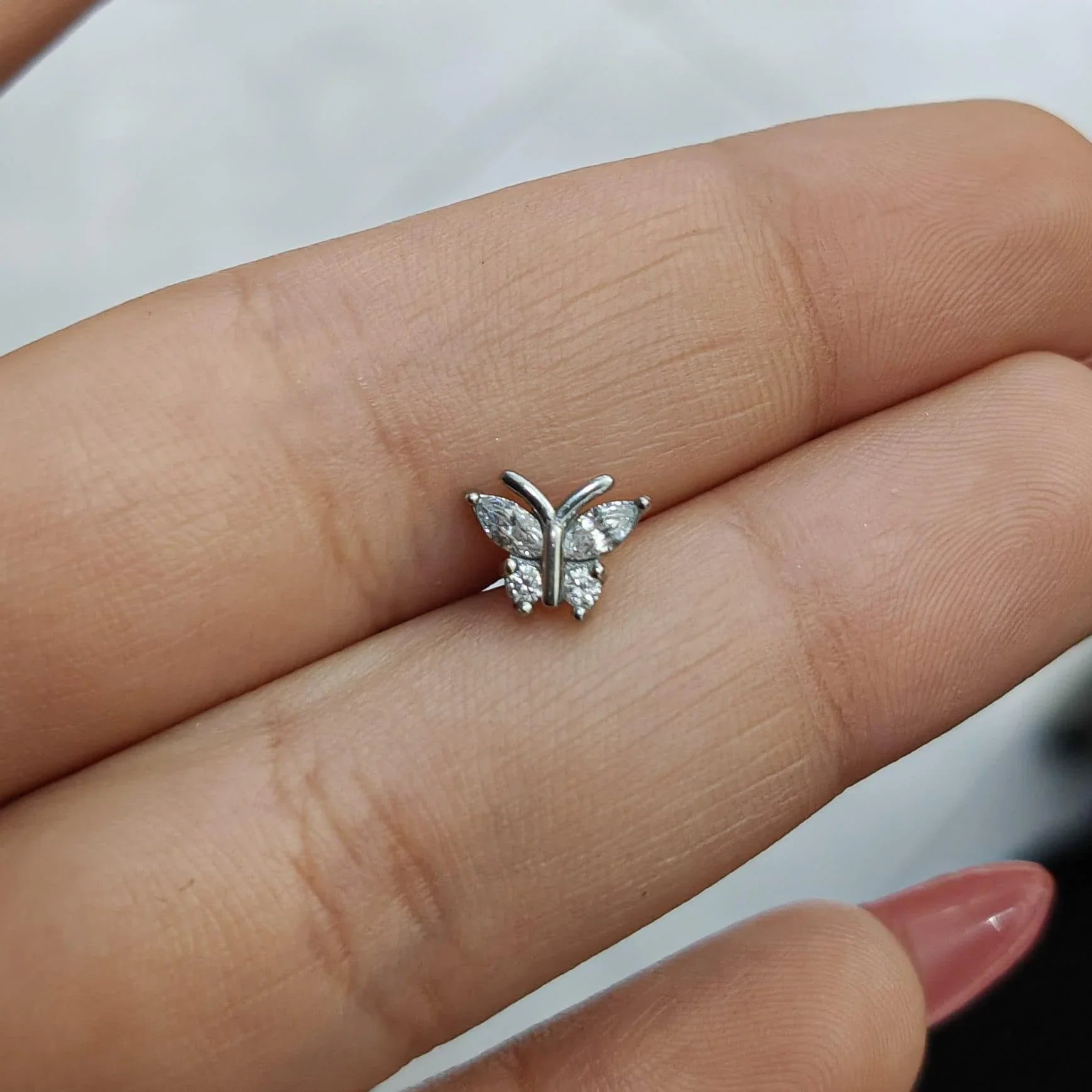 Piercing labret farfalla - GIOYAL PIERCING STORE