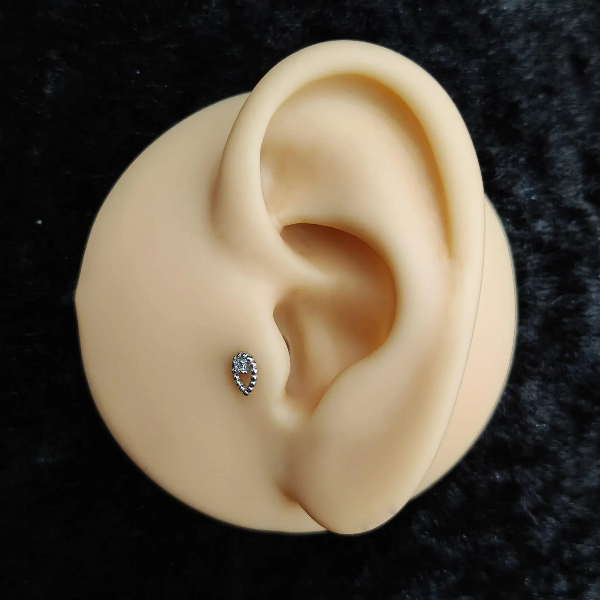 Piercing labret goccia - GIOYAL PIERCING STORE