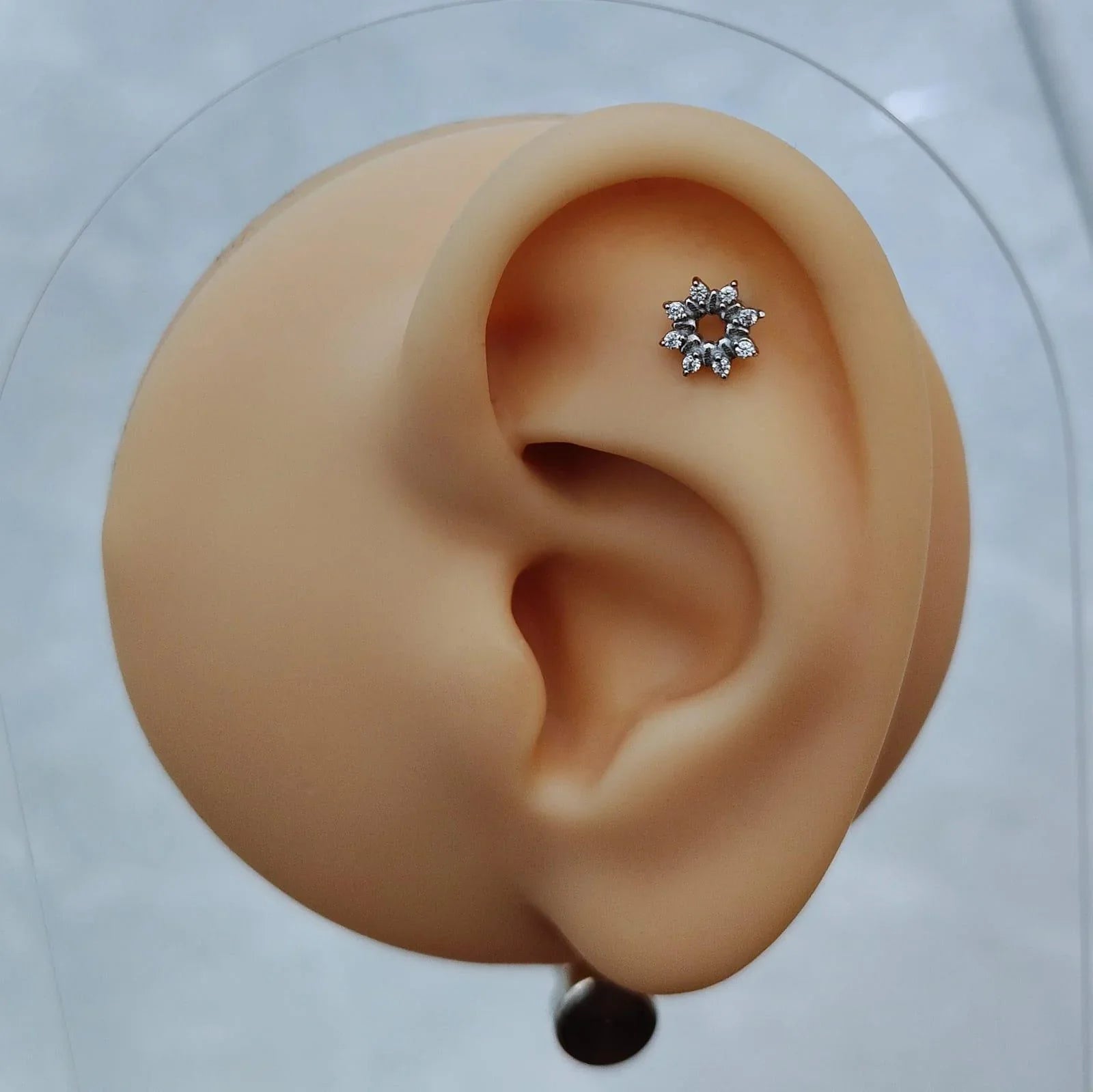 Labret con fiore - GIOYAL PIERCING STORE