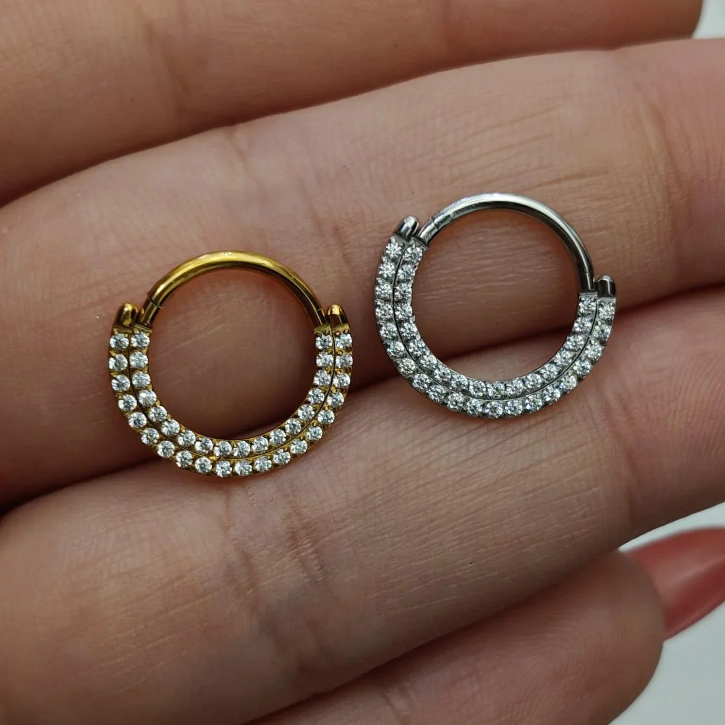 Anello a clicker con doppia fila di brillanti - GIOYAL PIERCING STORE